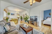 Frackleton House — Pet-Friendly 1910 Craftsman, Fenced Yard, Sheridan WY