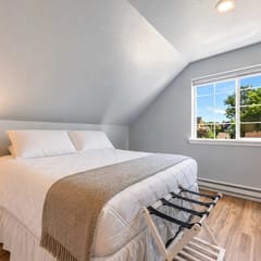 Carriage Loft — Quiet Retreat, Sheridan WY