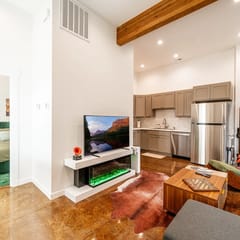 Vaulted Den — Chic 1BR with Fireplace, Sheridan WY
