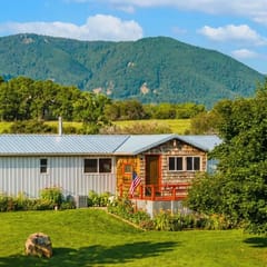 Gone Fishin' — Private Hot Tub, Pet-Friendly Cabin, Story WY