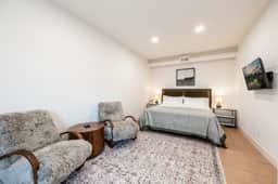 Onyx | Luxury Executive Loft Overlooking Main | Vibrant Fireplaces, King Bed