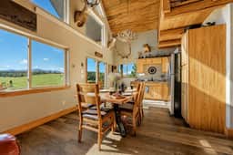 Piton — Secluded Bighorn Cabin, Buffalo WY - Image 4