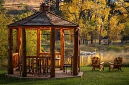 Bunkhouse — Ranch Estate, Private Pond, Story WY - Image 5