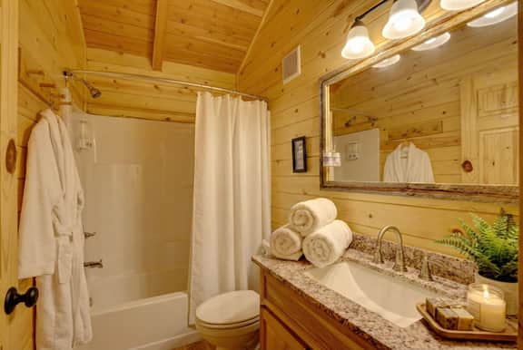 Rustic Ridge Cabin — Pet-Friendly, Bighorn Mountain Views, Dayton WY - Image 5