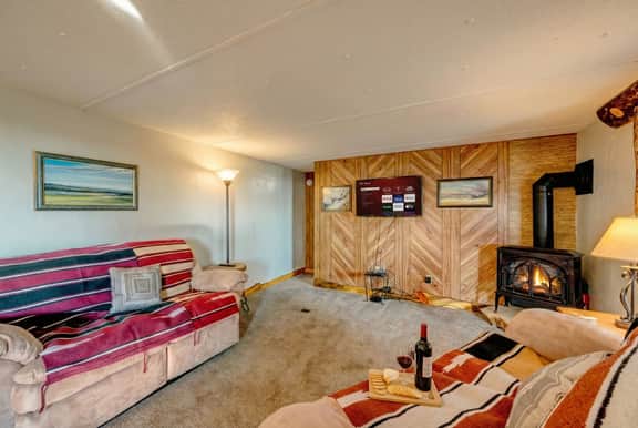 Gone Fishin' — Private Hot Tub, Pet-Friendly Cabin, Story WY - Image 3