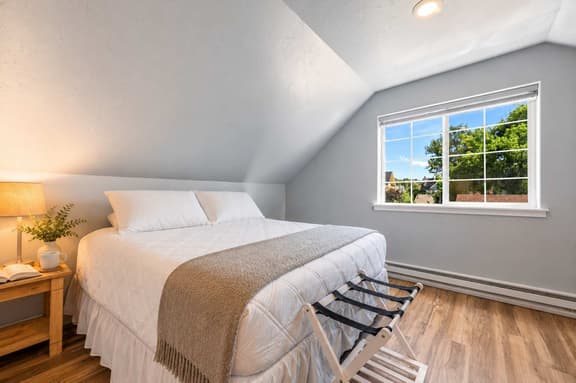 Carriage Loft — Quiet Retreat, Sheridan WY - Image 1
