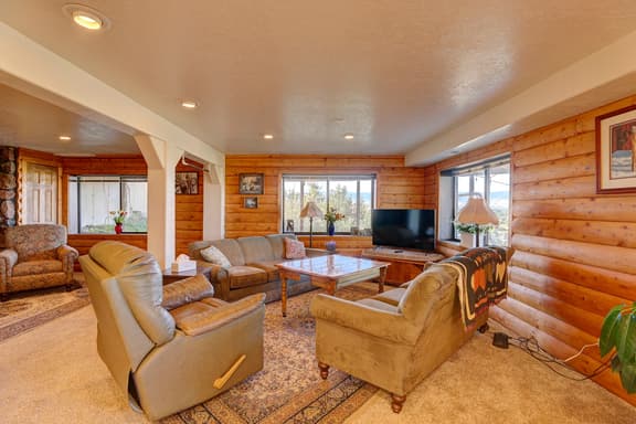 Panorama — Sweeping Bighorn Views, 3BR, Sheridan WY - Image 1